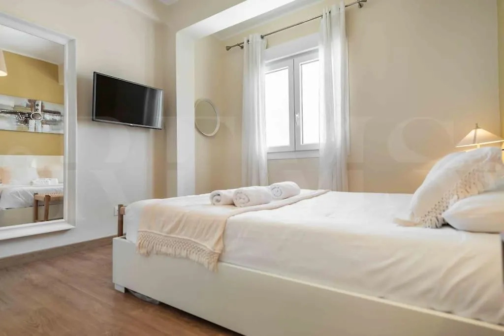 Commodious Apartment Near Center By Rems Malaga